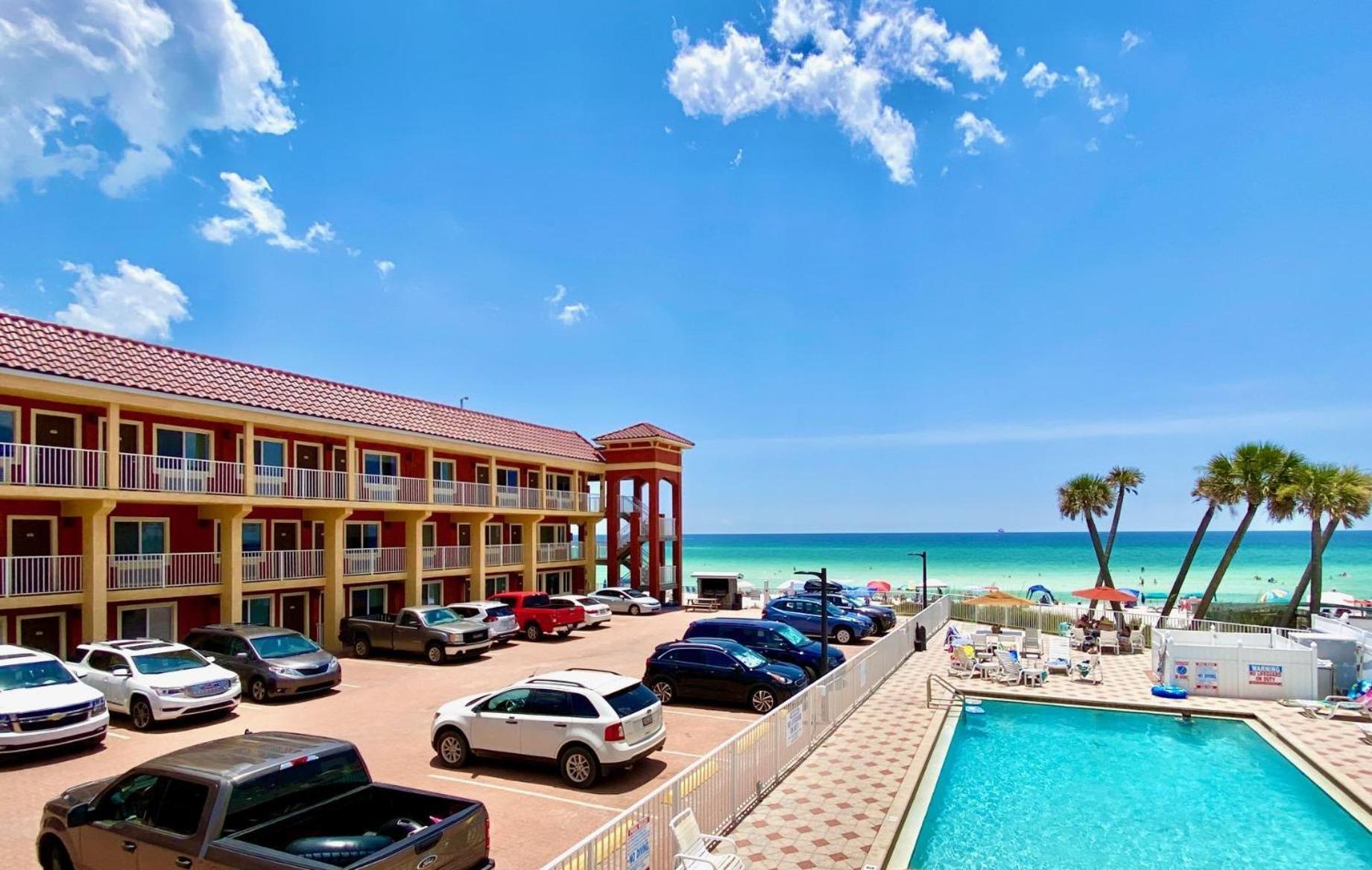 Casa Blanca Gulf Front 211 Apartment