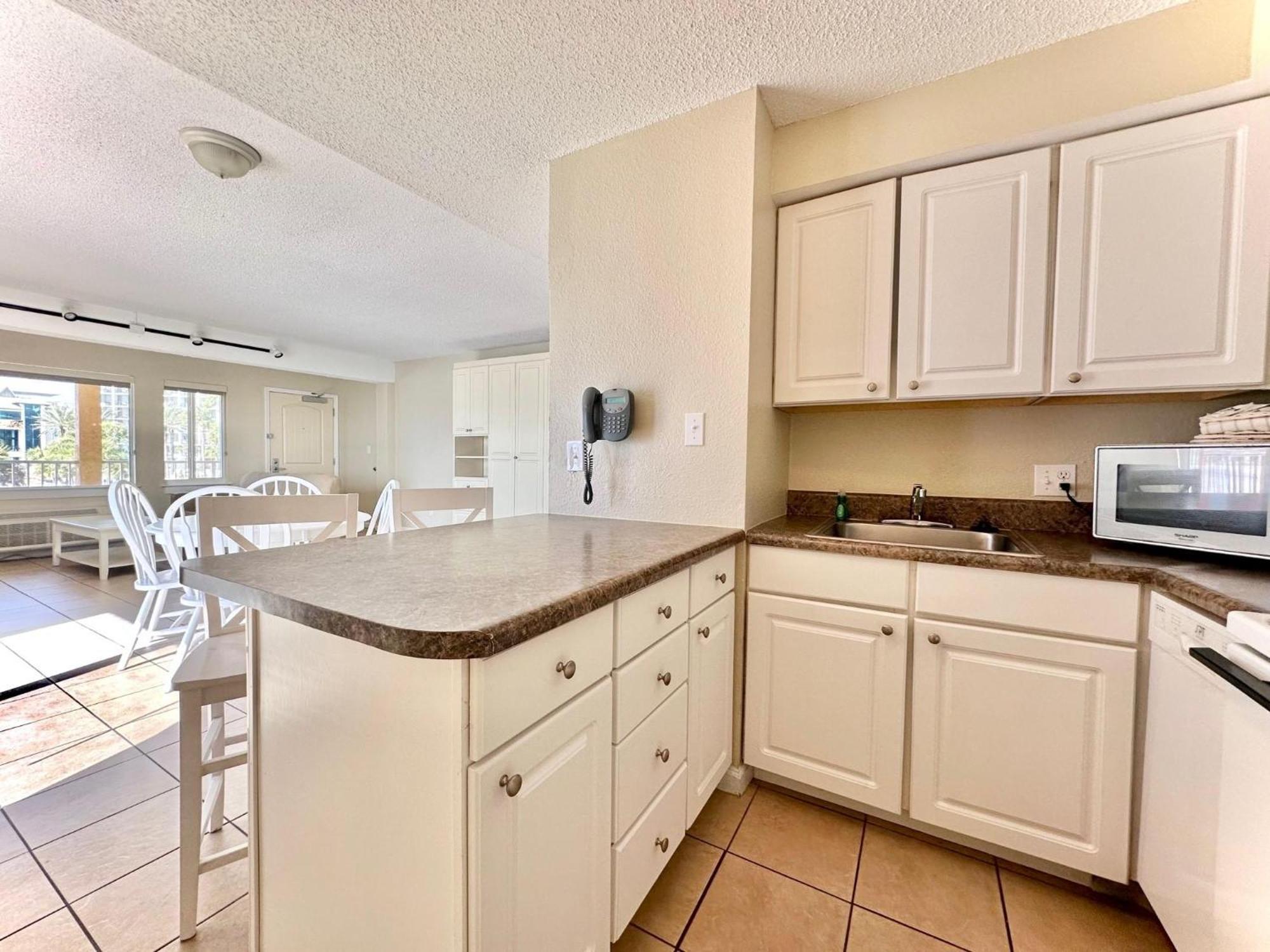 Casa Blanca Gulf Front 211 Apartment